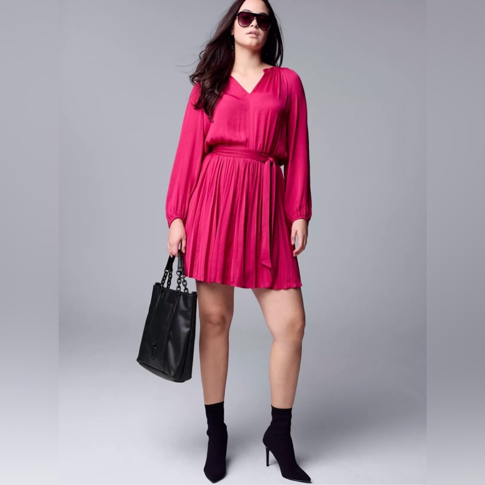 Women's Simply Vera Vera Wang Pleated Short Dress size Medium